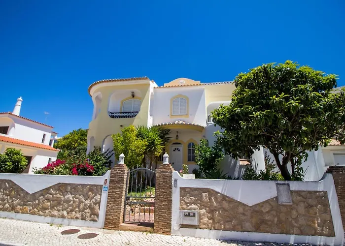 Albuera Villa